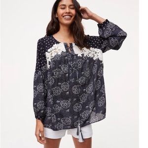 Crochet Black/White Floral Flowy Blouse NWT